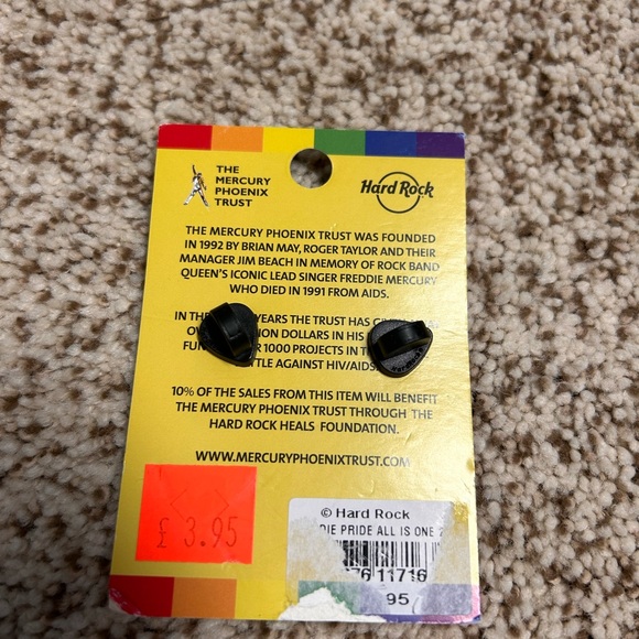 2019 Hard Rock Cafe London Pride Freddie Mercury All is One Pin - Picture 2 of 2